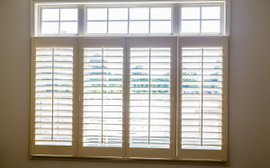 White Plantation Shutters i